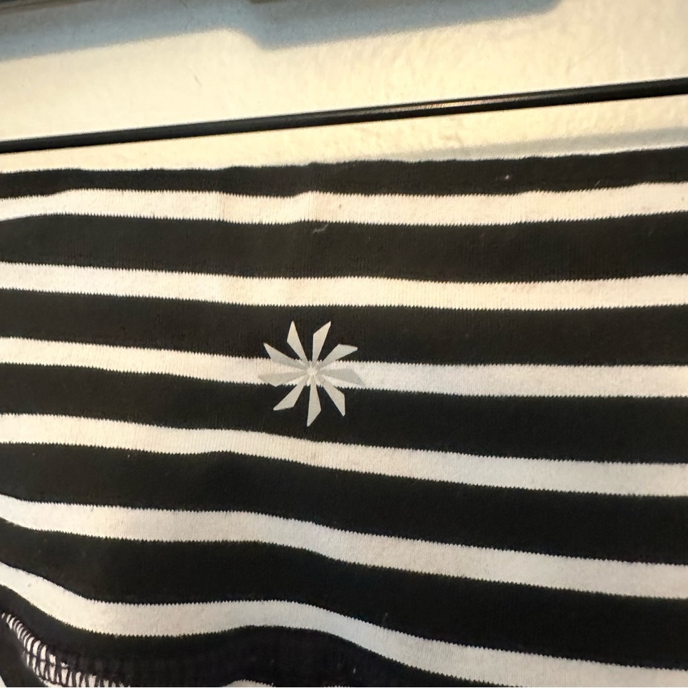 Athleta Chaturanga Black and White Striped Cropped Leggings Medium Tall - Picture 6 of 8